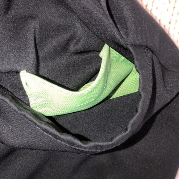 HH works by healing hands black nurses scrub top size 1X - Picture 7 of 9